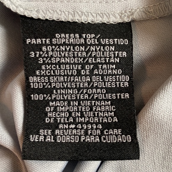 Mother-of-the-Bride/Groom Dress. Flawless. Worn once. Two pieces, Dress & Jacket - Picture 16 of 16